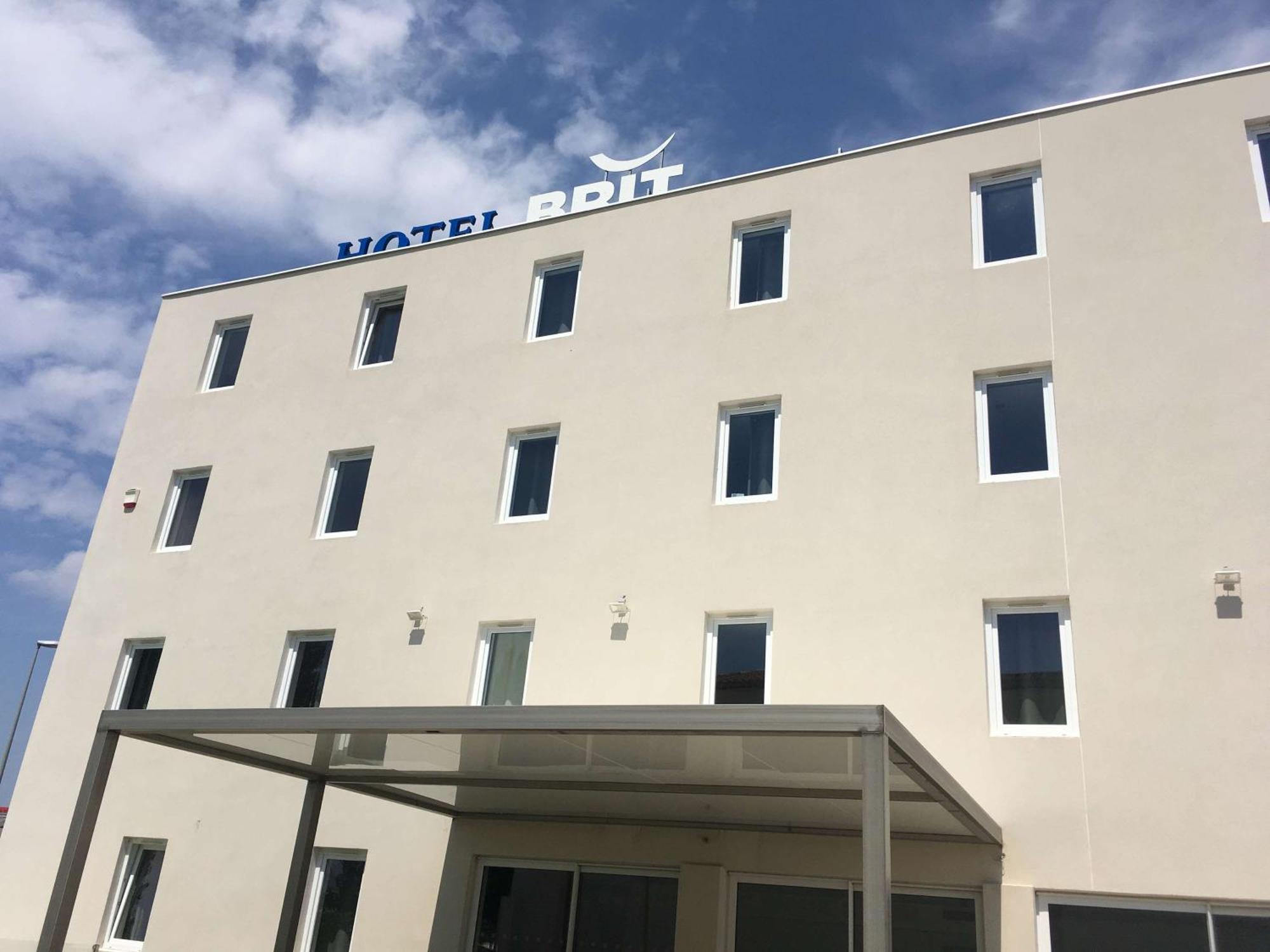 Brit Hotel Martigues Nord Экстерьер фото