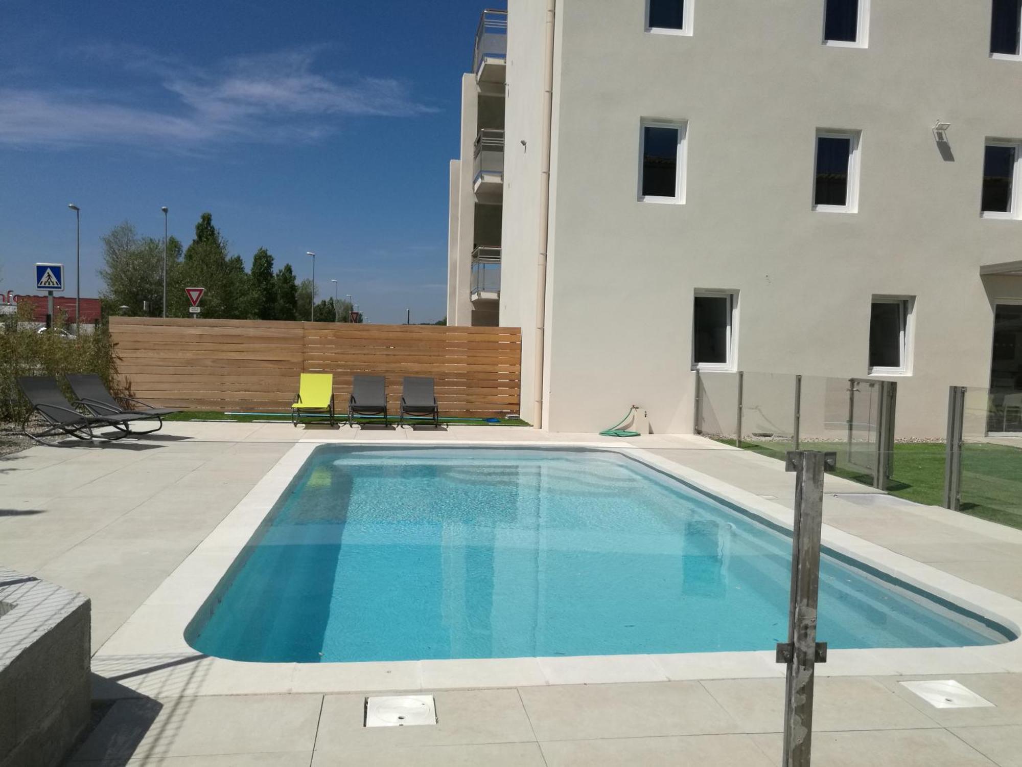 Brit Hotel Martigues Nord Экстерьер фото