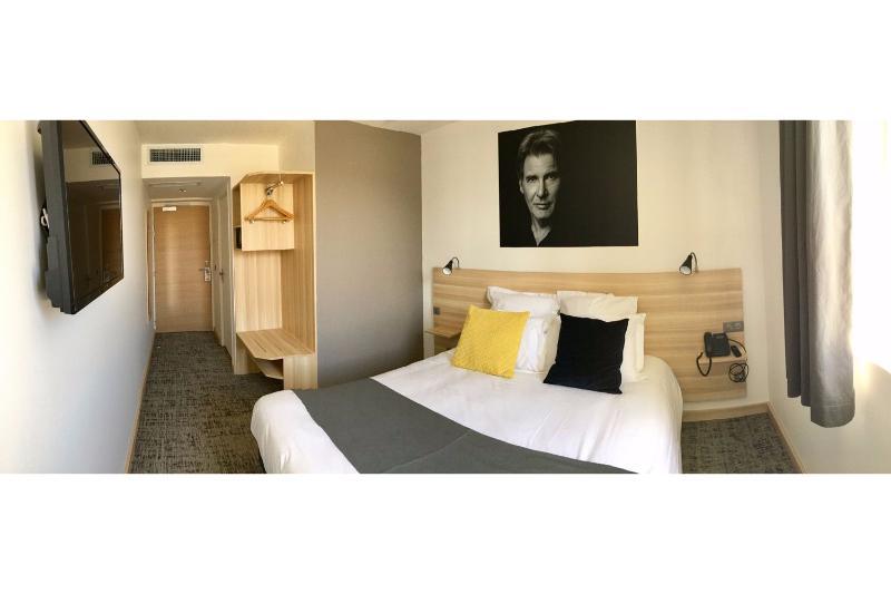 Brit Hotel Martigues Nord Экстерьер фото